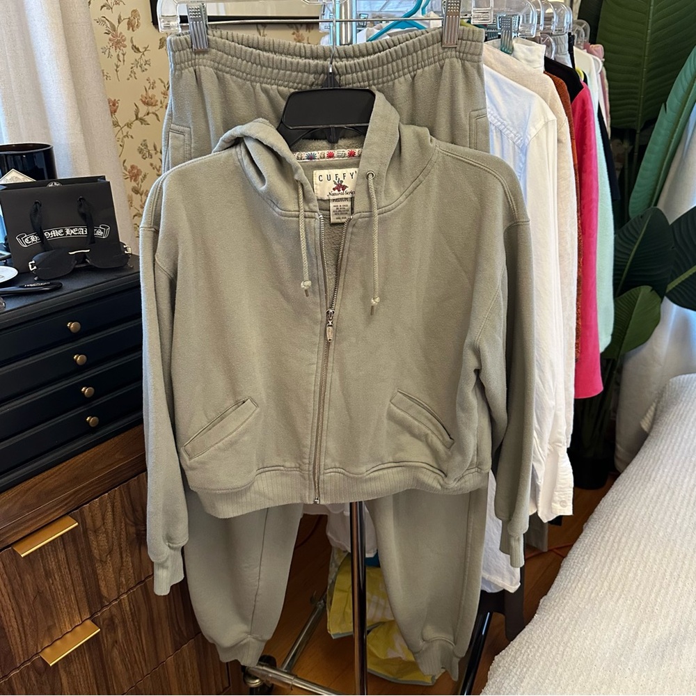 Vintage Cuffy’s Cape Cod Matcha Sweat Set Sz M
